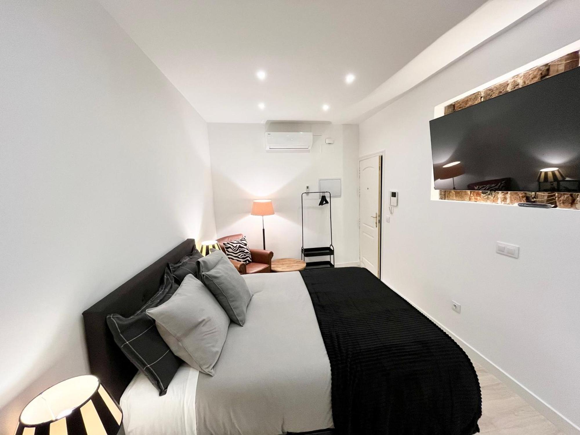 Puerta Del Sol House Apartman Madrid Kültér fotó