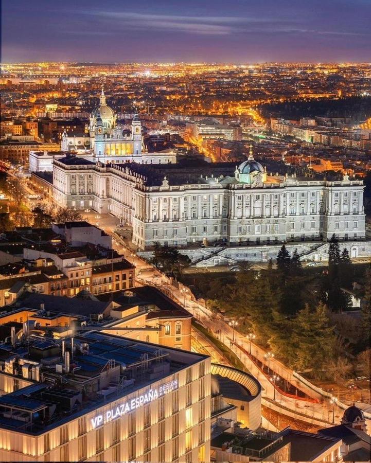 Puerta Del Sol House Apartman Madrid Kültér fotó