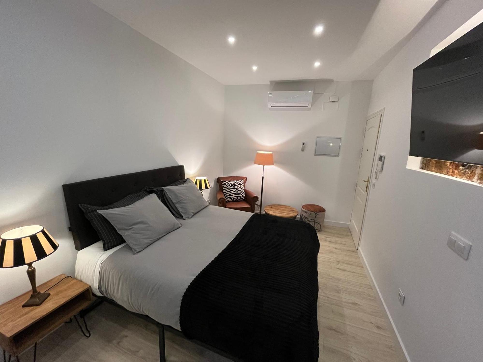 Puerta Del Sol House Apartman Madrid Kültér fotó