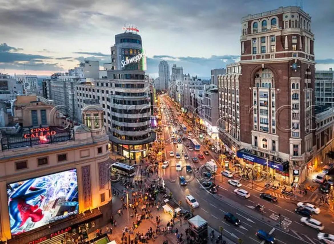 Puerta Del Sol House Apartman Madrid Kültér fotó